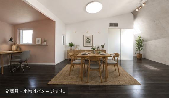 デザイナーズマンションならではの開放感と上質な空間